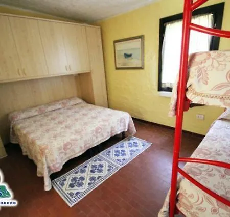 Camping San Teodoro La Cinta *